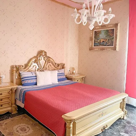 Felice Aparthotel